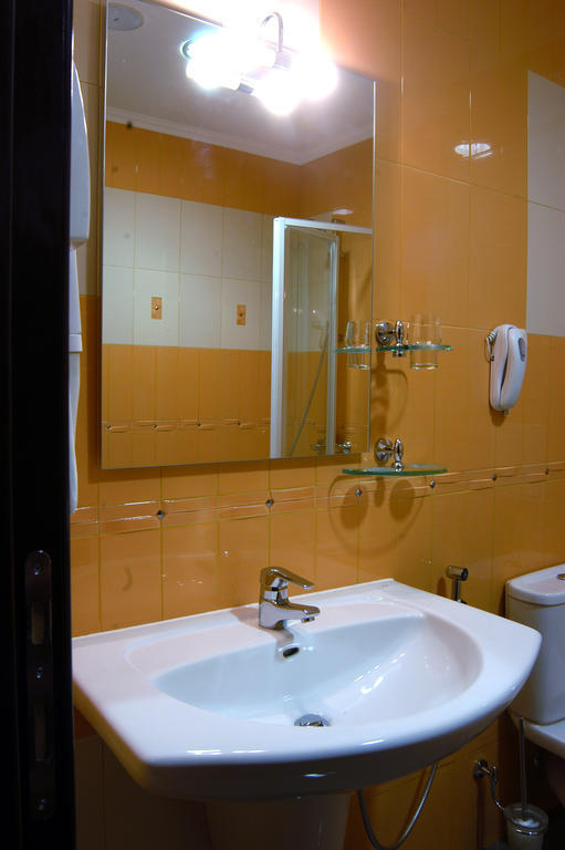 Hotel Unikat Velingrado Habitación foto