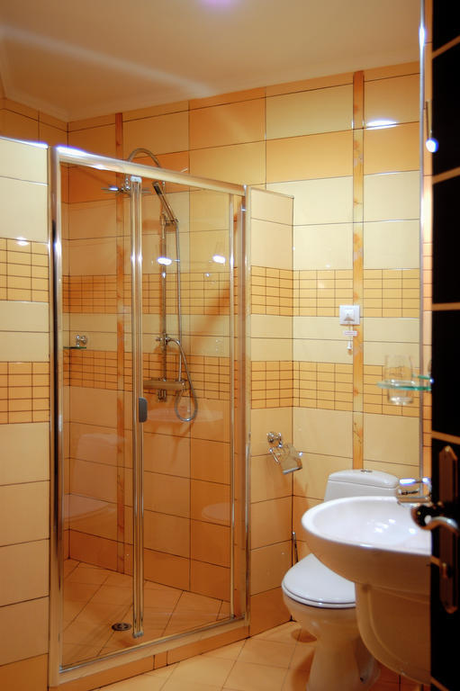 Hotel Unikat Velingrado Habitación foto