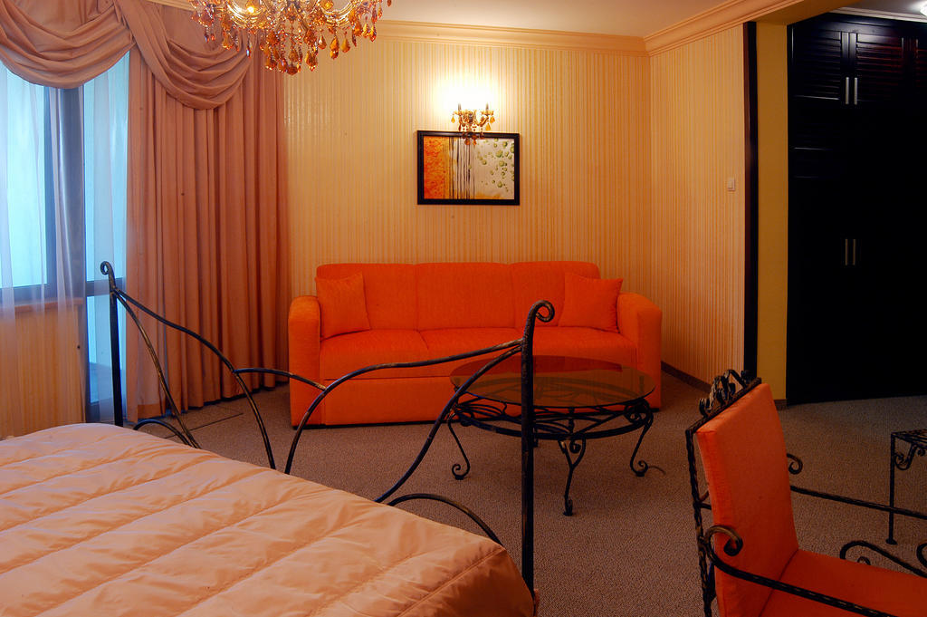 Hotel Unikat Velingrado Habitación foto
